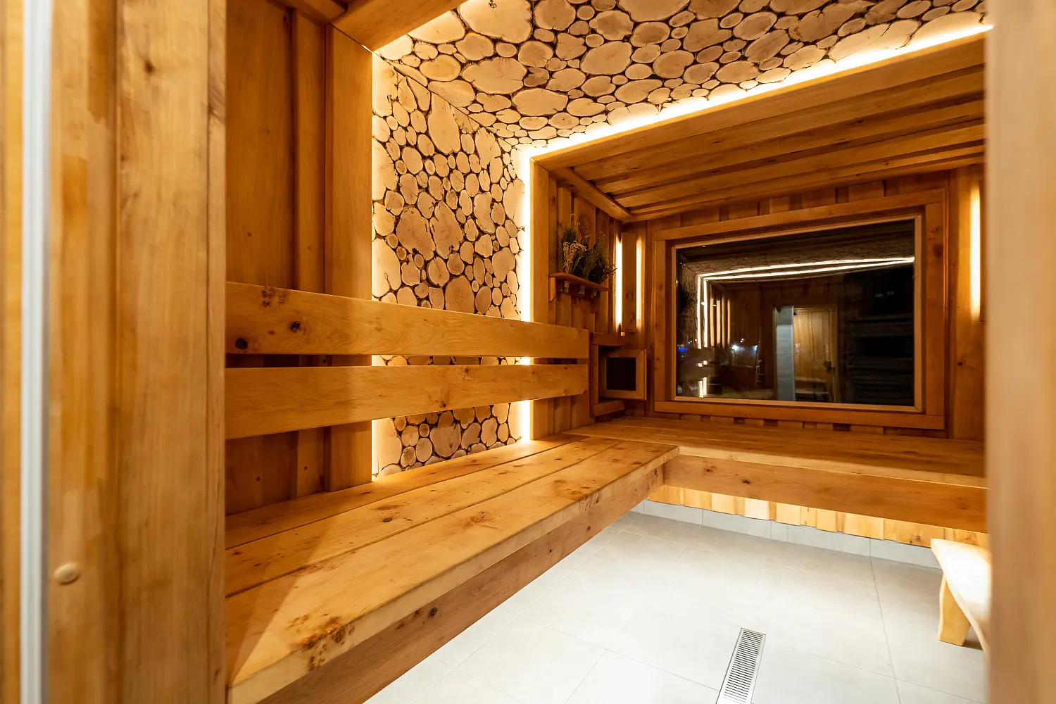 Баня Woodson на металлическом каркасе