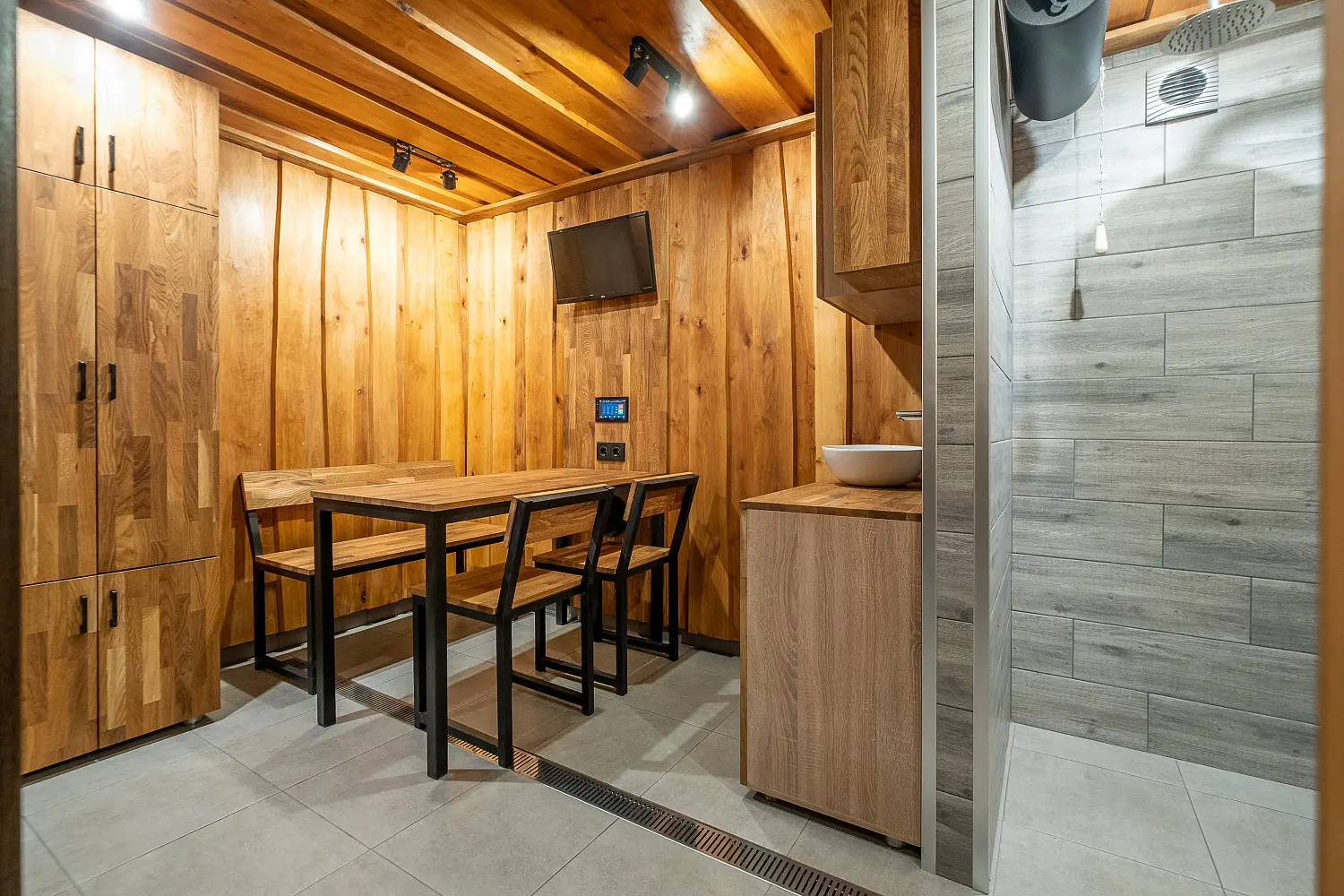 Баня Woodson на металлическом каркасе